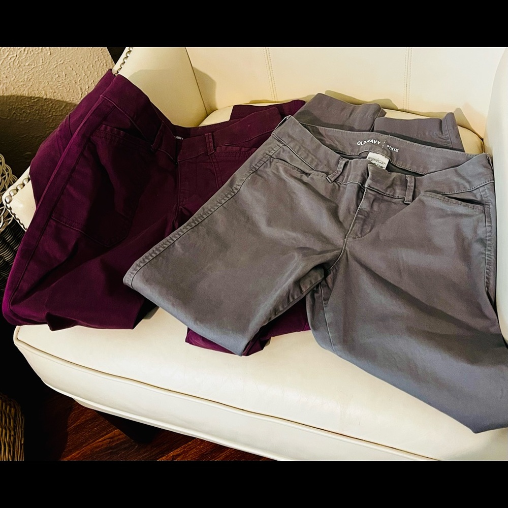 2 pair of Old Navy Pixie trousers. NWOT. Both sz 0 regular. Excellent